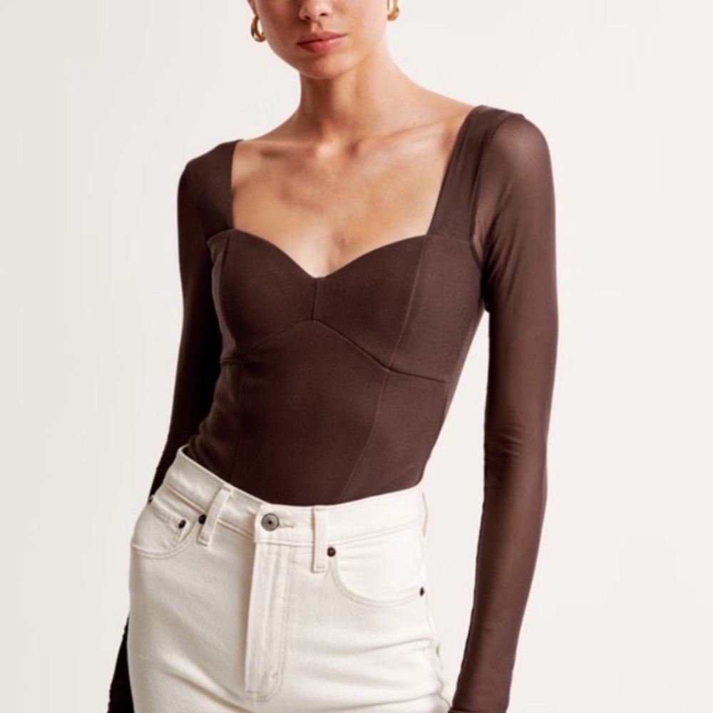 A&F Long-Sleeve Crepe Sweetheart Bodysuit